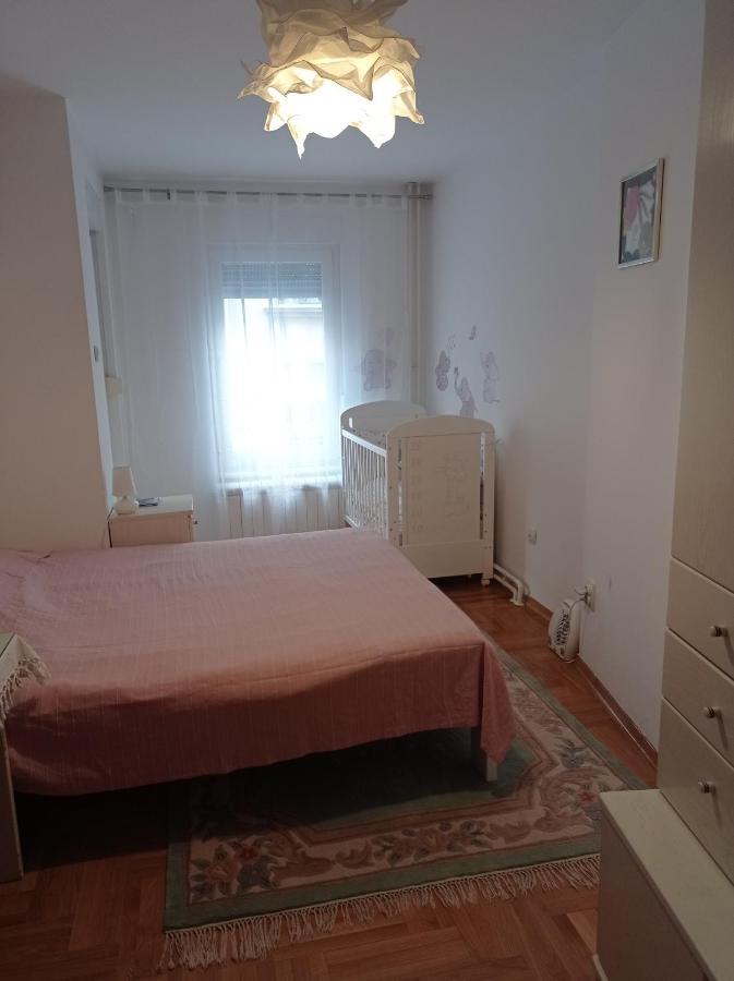 Go 2 Apartment 베오그라드 외부 사진