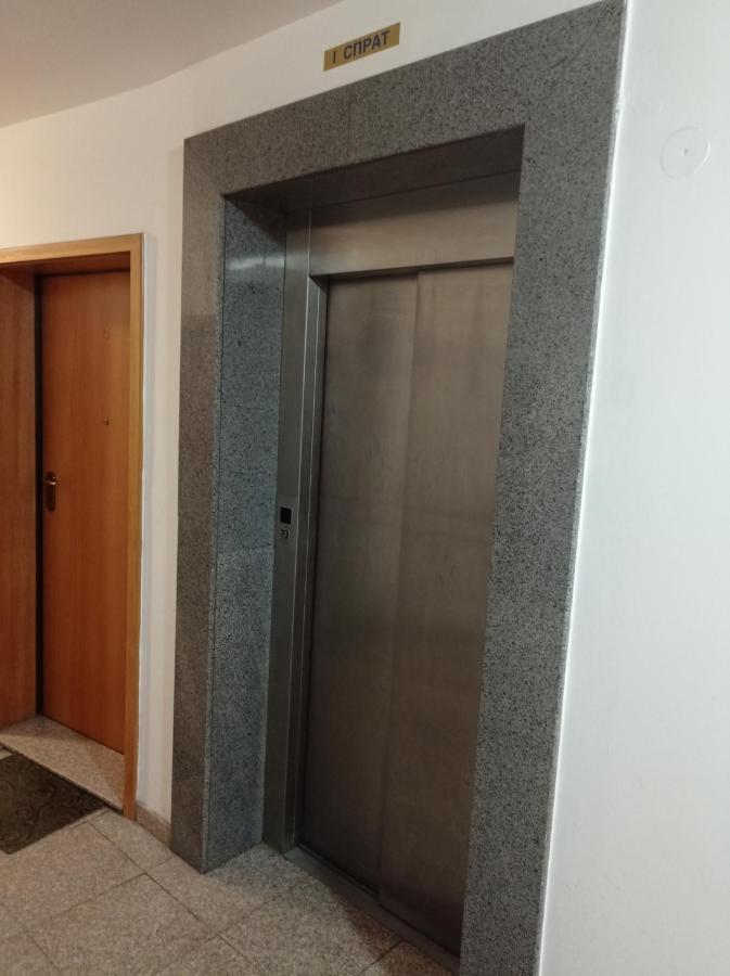 Go 2 Apartment 베오그라드 외부 사진